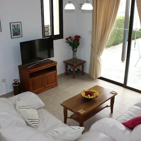 Elsa Mia * Paphos